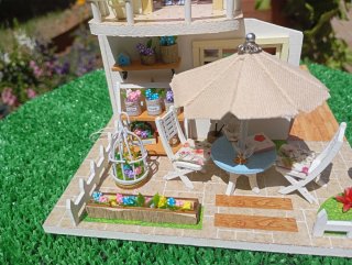 Casita de muñecas rosa