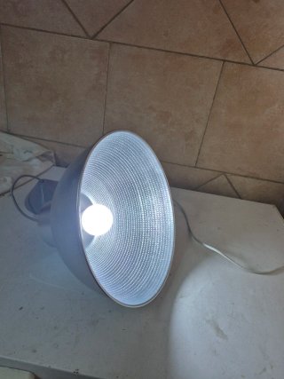 Lampada a sospensione in alluminio