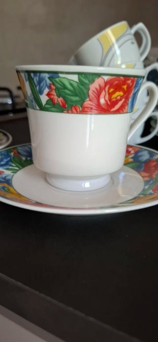 2 Tazze da Tè con Piattino Floreale