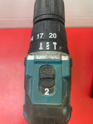 MAKITA: TALADRO A BATERIA "2 BAT Y CARG"