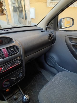 Opel Corsa 2000