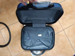 Maleta  Nueva + Neceser