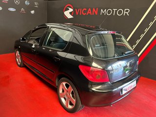 Peugeot 307