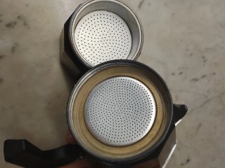 Cafetera  4 tazas