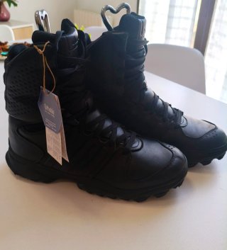 Adidas gsg 9.2