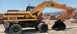 Camión y Excavadora Construcción
