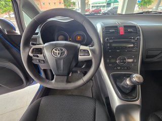 Toyota Auris Año 2010 Manual 6 Velocidades, Diesel