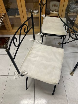 Mesa de forja con 4 sillas