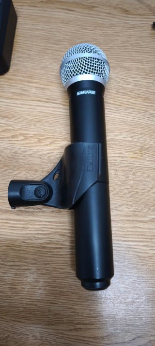 Sistema Micrófono Shure BLX4 M17