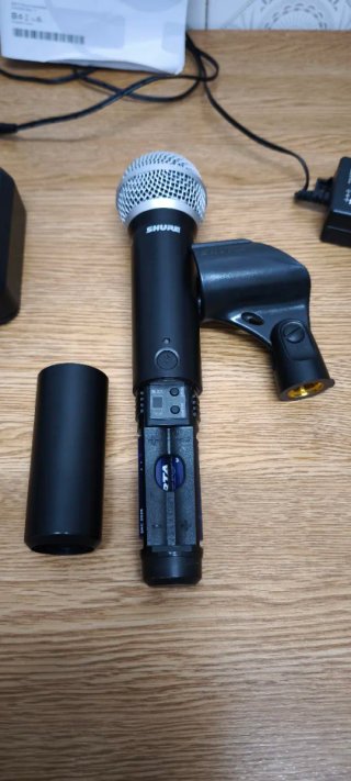 Sistema Micrófono Shure BLX4 M17
