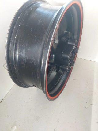 Cerchio posteriore Aprilia Tuono RSV 1000