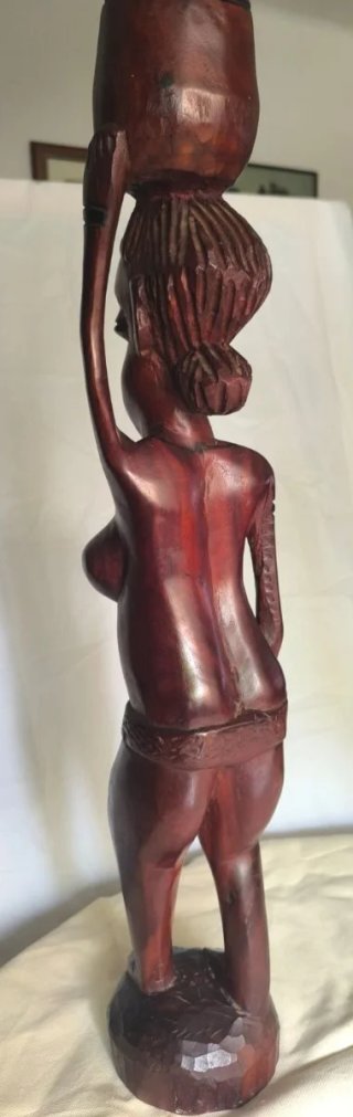 Escultura étnica  Madera "Mujer portadora" (3'1Kg)