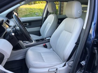 Land Rover Discovery Sport 2.0L TD4 4x4 SE