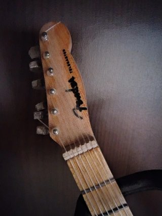 Mini Guitarra Bruce Springsteen