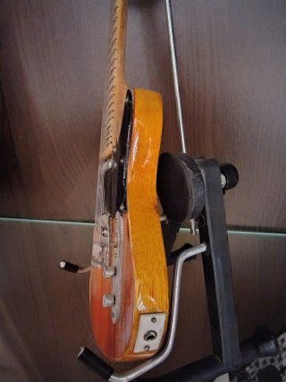Mini Guitarra Bruce Springsteen