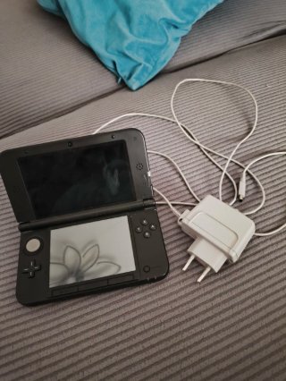 Nintendo 3DS XL Rosso + 12 Giochi