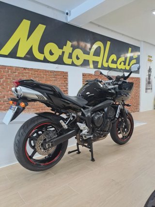 Yamaha FZ6 S2