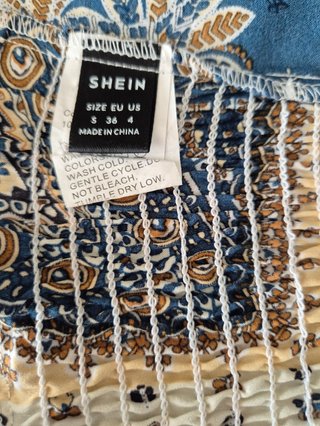 Top pañuelo paisley Shein S espalda abierta
