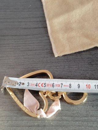 Llavero Corazón Burberry Dorado