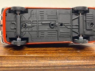 RENAULT FREGATE, ESC. 1/43, IXO, COMO NUEVO