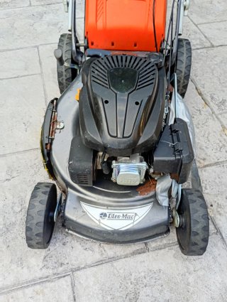 Cortacésped gasolina con tracción autopropulsado