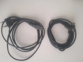 Xbox Series X 1TB + 2 Mandos + Cables