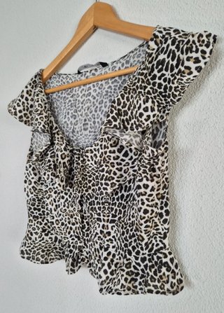 Top Peplum Leopardo Zara Talla M
