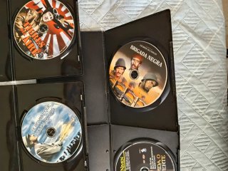Lote 04 - 11 películas bélicas DVD