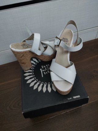 Sandalias blancas tacón/plataforma Talla 37