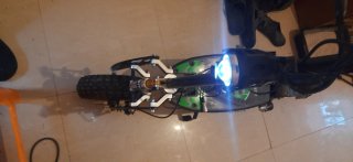 Patin electrico con luz frontal