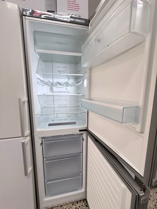 Secadora 8kg, Lavadora 8kg y Frigo 2m