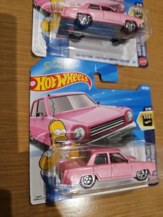 Lote 2 Hot Wheels Simpsons