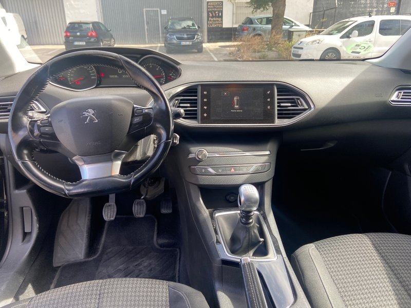 Peugeot 308 1.6 BlueHDi Style 2017, foto 8