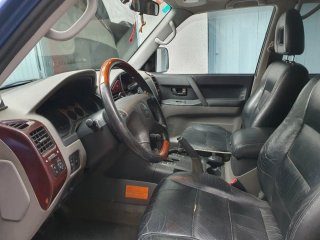 Mitsubishi Montero 2001