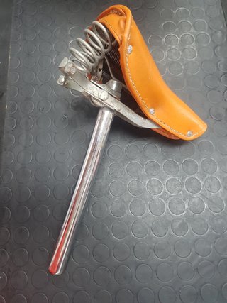 Sella bici vintage arancione in pelle
