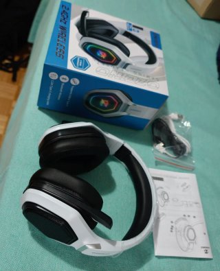 Auriculares Ozeino OW810 Inalámbricos 2.4G Nuevos