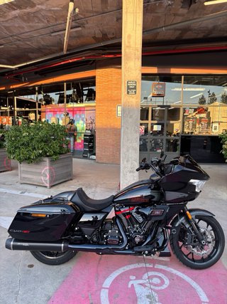 Harley Davidson Road Glide ST CVO 25 Aniversario