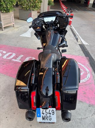 Harley Davidson Road Glide ST CVO 25 Aniversario