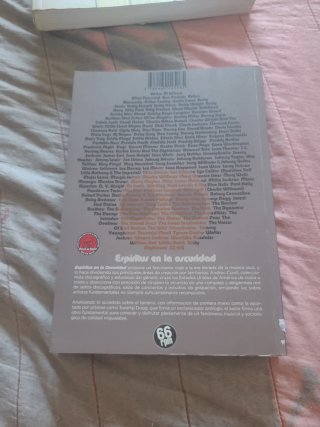 Espíritus en la oscuridad Andreu Cunill