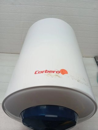 Termo Eléctrico Vertical Corberó de 80L calentador