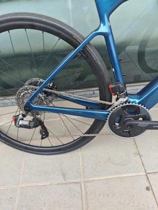 Giant Defy Advanced E+ Elite 2 2025