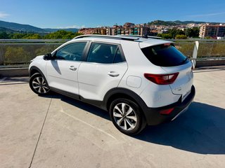 KIA Stonic AUTOMÁTICO, ETIQUETA ECO 2025