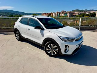 KIA Stonic AUTOMÁTICO, ETIQUETA ECO 2025