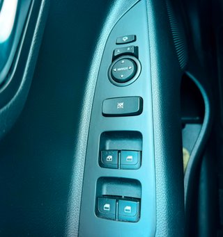 KIA Stonic AUTOMÁTICO, ETIQUETA ECO 2025