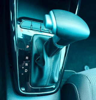 KIA Stonic AUTOMÁTICO, ETIQUETA ECO 2025