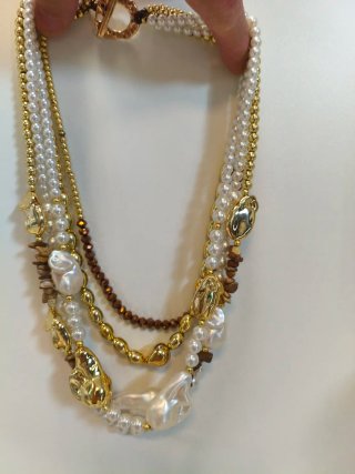 Collar multicapa perlas y oro