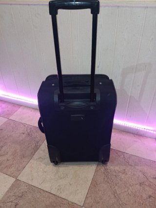 Maleta DAVID JONES Negra con Ruedas y Tirador