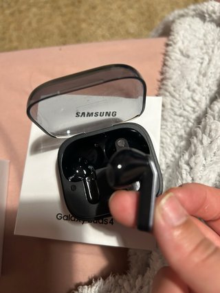 Auriculares Samsung Galaxy Buds 4 Negros