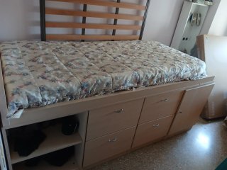 Cama infantil con cajones de almacenaje