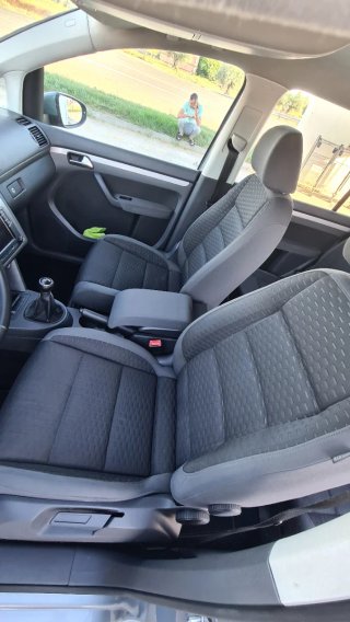 Volkswagen Touran 2010